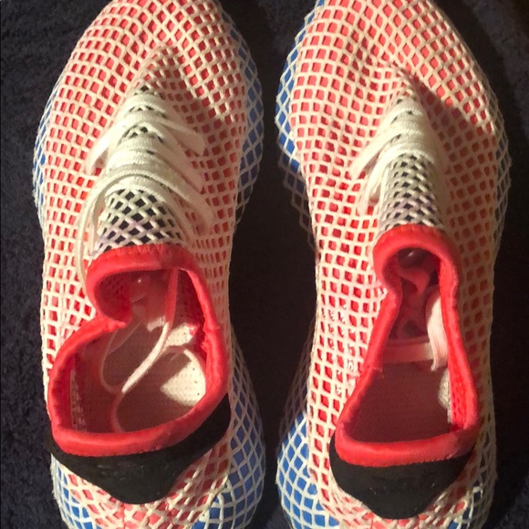 ADIDAS MESH-BOYS OR GIRLS - Picture 4 of 4